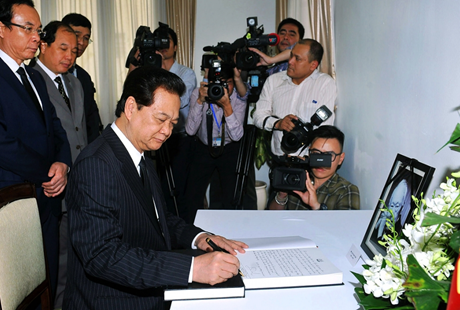 Lãnh đạo thế giới viết những lời tiễn biệt cựu Thủ tướng Lý Quang Diệu