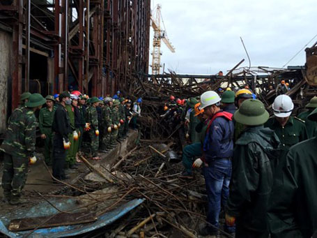 Vụ sập giàn giáo ở công trường Formosa đã khiến 13 công nhân tử nạn, 28 công nhân khác bị thương
