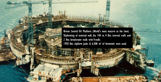 Một công trình kho chứa dầu diện tích
6.500m2 xây dựng năm 1950.