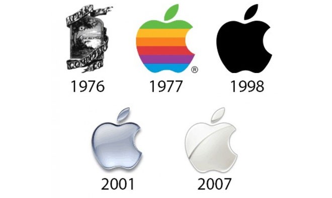 Logo quả táo “lòe loẹt” của Apple gây ấn tượng khá mạnh vào năm 1977, nhưng công ty này đã chuyển sang một logo đơn giản, màu trắng, dạng 3D vào năm 2007.<br>