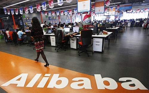 Một loạt hãng đồ hiệu đâm đơn kiện Alibaba
