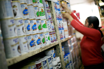Giá sữa tại Việt Nam “chót vót” trong khu vực, Bộ quyết quản!