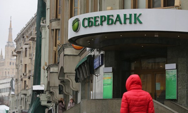 Người dân EU đang mê các ngân hàng Nga hơn bao giờ hết.