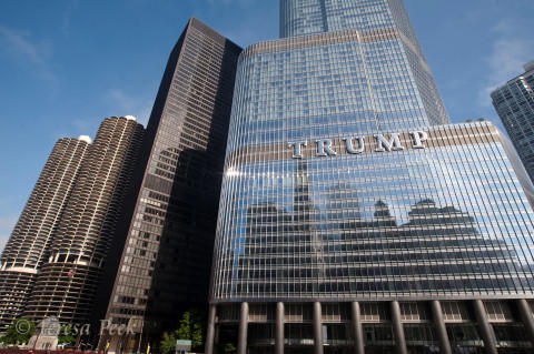 Tháp Trump ở Chicago là một trong nhiều tòa nhà thuộc sở hữu
của tỷ phú Donald Trump