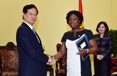 Thủ tướng Nguyễn Tấn Dũng tiếp bà Victoria Kwakwa, Giám đốc Ngân hàng Thế giới (WB) tại Việt Nam. Ảnh: VGP/Nhật Bắc