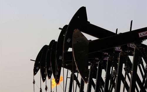 Giới đầu cơ đang tháo chạy khỏi thị trường dầu
