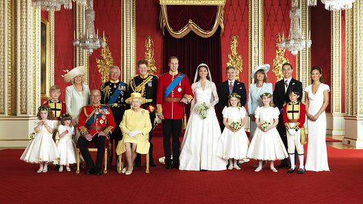 
Gia đình hoàng gia Anh tại lễ cưới của Hoàng tử Willam và Công nương Kate
