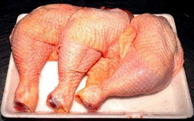 Đại diện Bộ Công thương cho rằng vụ đùi gà Mỹ giá rẻ có thể là do thịt không đảm bảo chất lượng và có gian lận thương mại