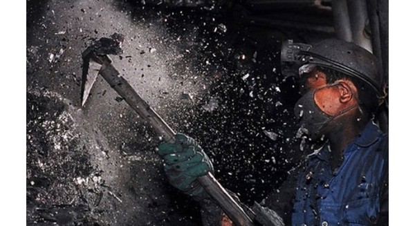 Lao động ngành than sẽ được tăng lương 5% trong 2016.
