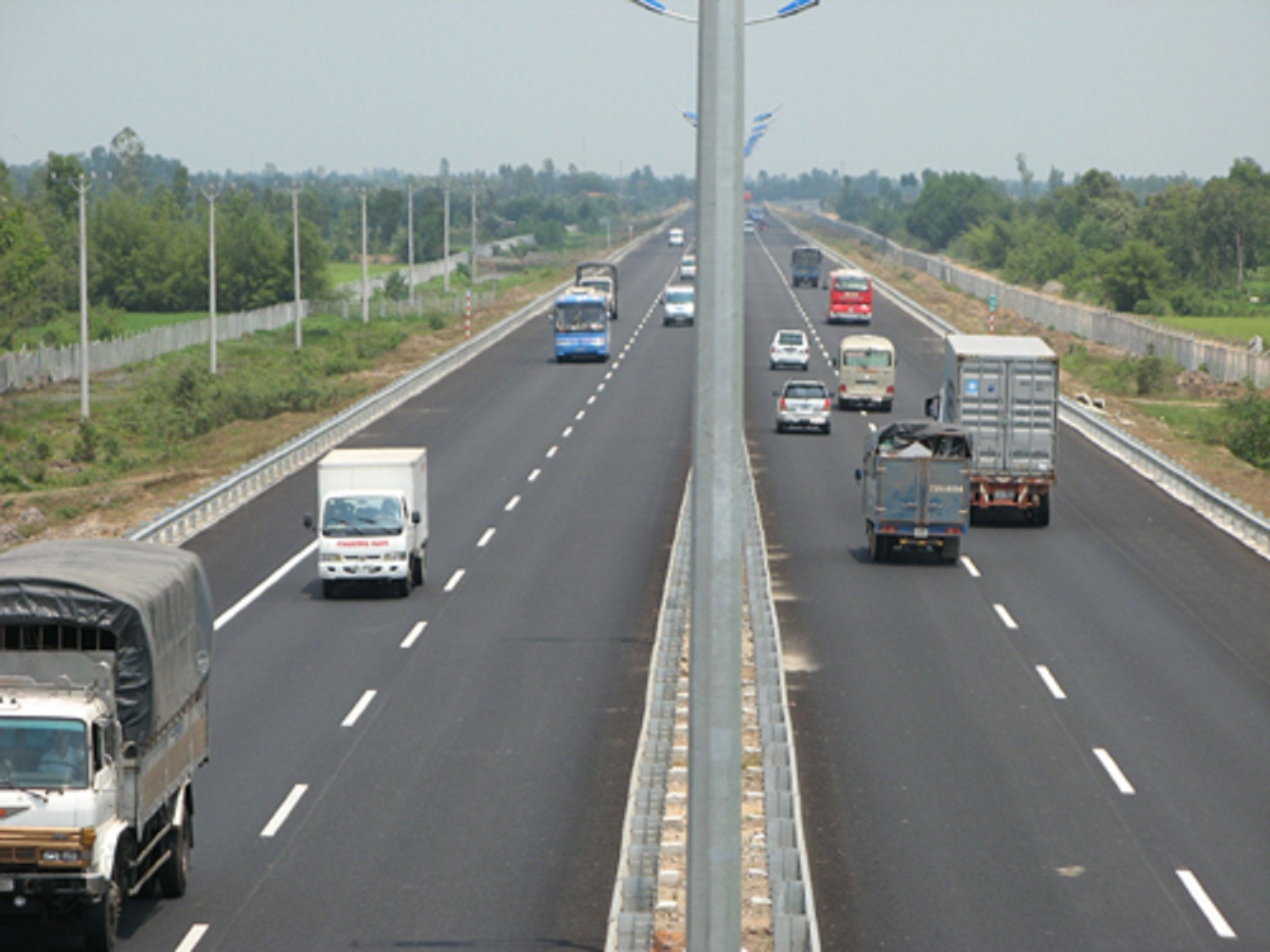 Cao tốc Hà Nội - Hải Phòng sẽ tăng phí trong thời gian tới cùng với quốc lộ cũ 5A
