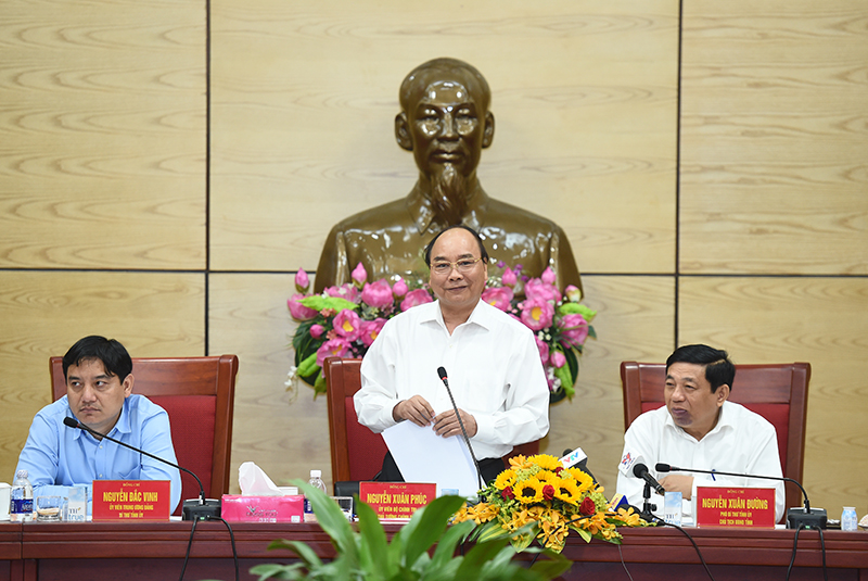 Thủ tướng: Nghệ An phải xây dựng bộ máy công quyền phục vụ doanh nghiệp tốt nhất