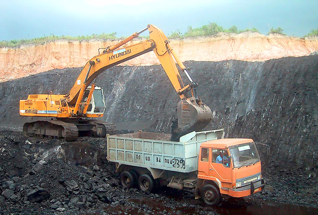 Phòng Thương mại và Công nghiệp Việt Nam kiến nghị cần truy suất nguồn gốc khoáng sản để chống khai thác trái phép, để quản lý tốt hơn hoạt động khai thác tài nguyên thiên nhiên.