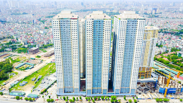 Dự án Kim Văn - Kim Lũ (CT11, 12) thuộc quận Hoàng Mai, gồm bốn tòa nhà 45 tầng.
