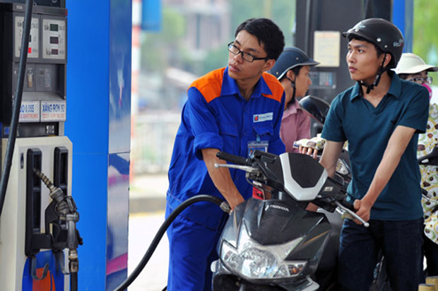 Giá xăng dầu dự báo tiếp tục tăng trong hôm nay