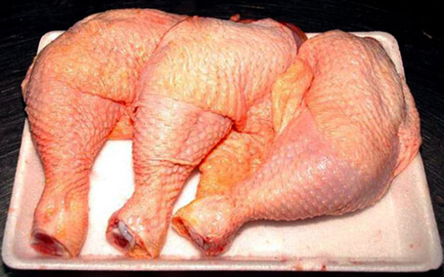 Rà soát thịt gà nhập khẩu có dấu hiệu bán phá giá tại thị trường Việt Nam