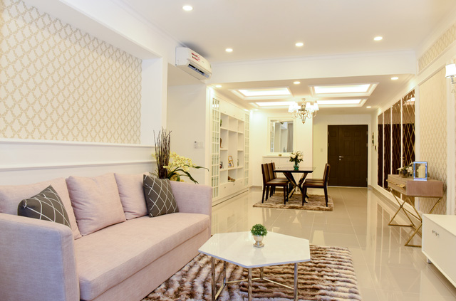 Không gian biệt thự cảnh quan sang trọng, ấm cúng và khách có thể chọn mua loại trang trí nội thất toàn bộ hoặc hoàn thiện cơ bản