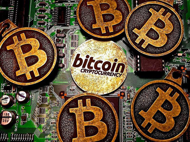
Tiền ảo bitcoin vẫn chưa được công nhận ở Việt Nam. Ảnh: INTERNET
