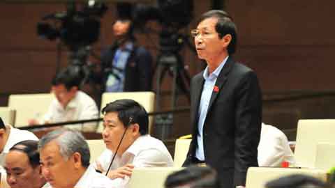 Quốc hội thảo luận tại hội trường về Dự luật Phòng chống tham nhũng sửa đổi ngày 21/11/2017. Ảnh: Minh Đạt