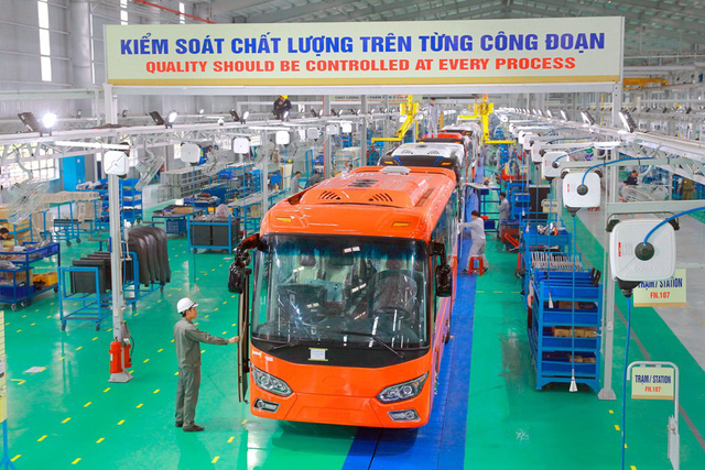 Dây chuyền sản xuất xe buýt Thaco