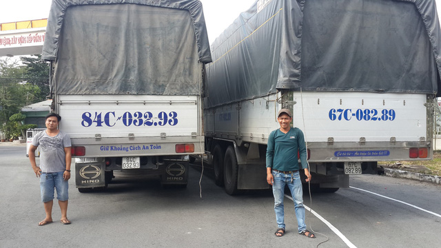 Hai xe tải đường nhập lậu bị bắt giữ (ảnh Ban Chỉ đạo 389 Quốc gia)