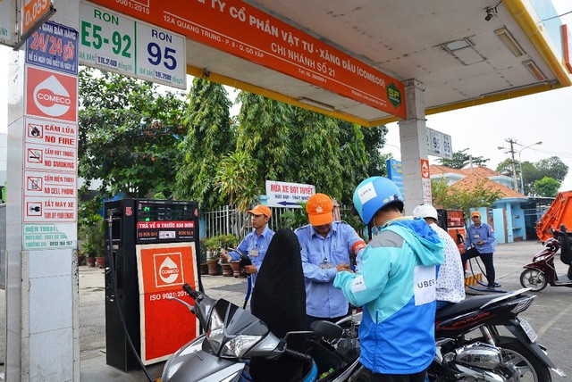 
Việt Nam là nước thứ 60 có sử dụng Ethanol là một thành phần trong xăng (ít nhất là 5%)
