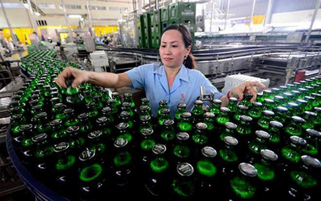 Tăng giá bán bia, Sabeco vẫn thu về nghìn tỷ nhờ “đắt hàng”