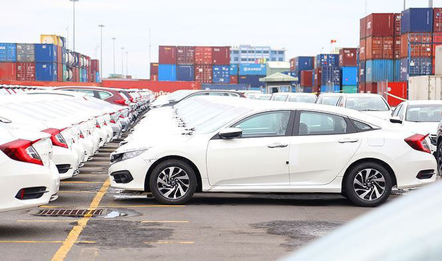 
Ảnh: Gần 1.000 chiếc xe Honda với mức thuế 0% cập cảng Cảng Đình Vũ đầu tháng 3/2018.
