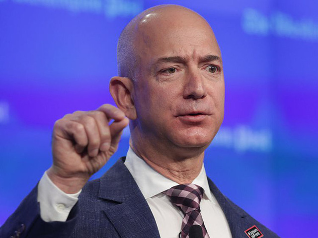 Ông chủ Amazon giàu đến mức tiêu 88.000 USD chỉ như người bình thường tiêu 1 USD
