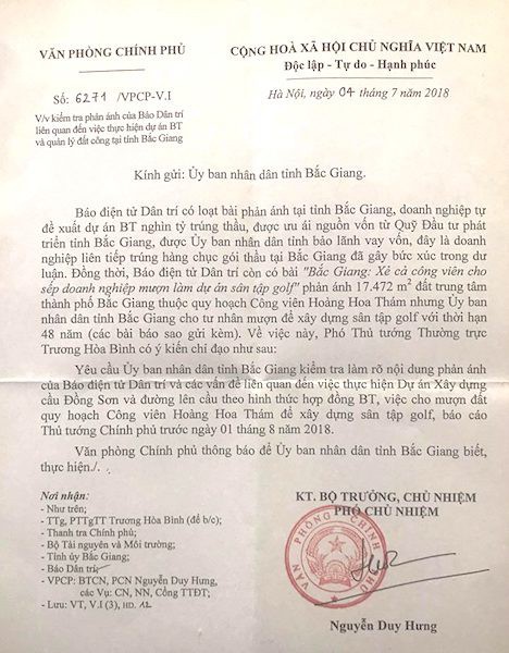 
Phó Thủ tướng Thường trực Trương Hòa Bình yêu cầu UBND tỉnh Bắc Giang làm rõ vụ cho “mượn” 17.000 m2 đất công viên làm sân golf.
