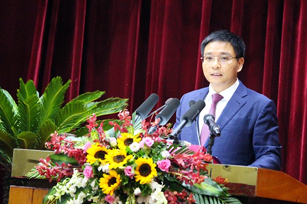 
Chủ tịch Vietinbank được bầu làm Phó Chủ tịch UBND tỉnh Quảng Ninh
