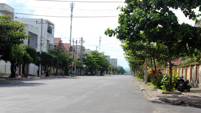 Phú Yên: Chất vấn Giám đốc Sở về “sốt” đất và “đường dây chạy sổ đỏ”