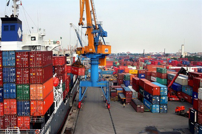 Hải quan ‘thúc’ các bộ cắt giảm thủ tục với hàng hóa xuất nhập khẩu