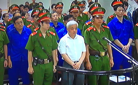 Ông Nguyễn Bá Thanh xuất hiện tại phiên xử bầu Kiên