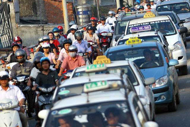 Giá cước taxi: Đắt đỏ nhất thế giới như Singapore cũng thua Việt Nam!