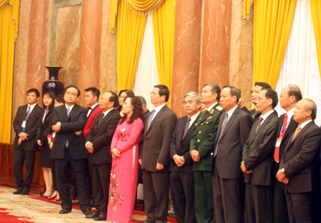 Tổng thống Nga Putin chúc mừng lãnh đạo các Bộ, ngành của Việt Nam sau lễ ký kết các văn kiện
