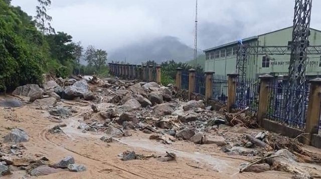 Thủy điện Vĩnh Sơn 5 gặp sự cố do sạt lở: Bộ Công Thương báo cáo thiệt hại - 2