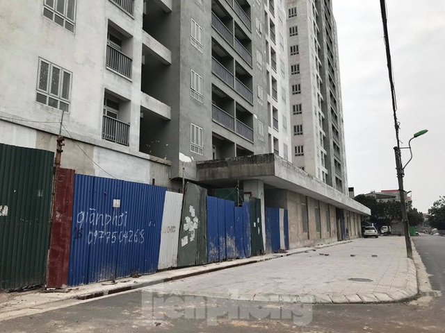 5 tòa chung cư tái định cư nằm trên đất vàng bị bỏ hoang ở Hà Nội - 2