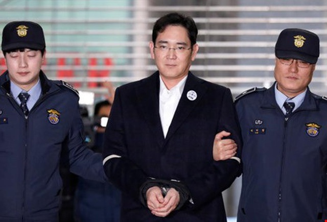 Ai sẽ kế vị Samsung khi thái tử đối mặt với 9 năm tù vì hối lộ? - 1