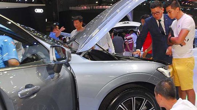 Doanh số thị trường ô tô Việt bốc hơi hơn 25.600 chiếc - 1