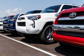 Chậm báo cáo lỗi khí thải, Toyota nhận án phạt 180 triệu USD