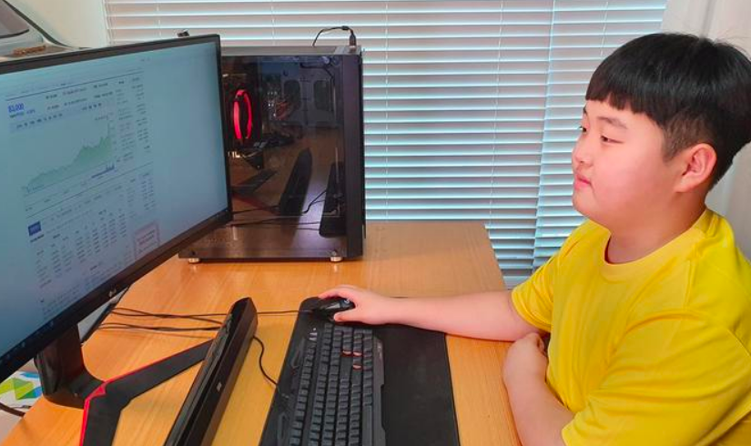 Cậu bé Hàn Quốc 12 tuổi lãi 43% nhờ mua cổ phiếu trong đại dịch