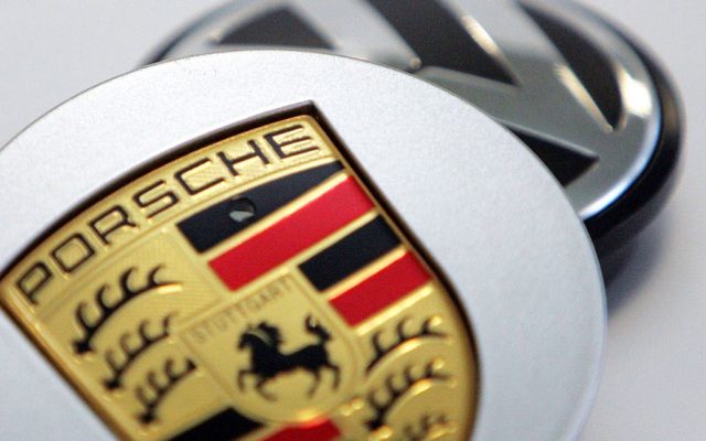 Volkswagen sẽ bán khoán Porsche để lấy tiền làm xe chạy điện? - 1