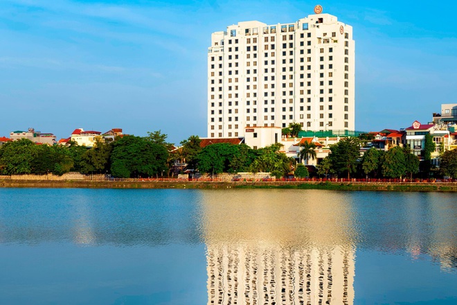 Khách sạn Sheraton Hà Nội: Doanh thu thụt lùi cả thập kỷ - 3