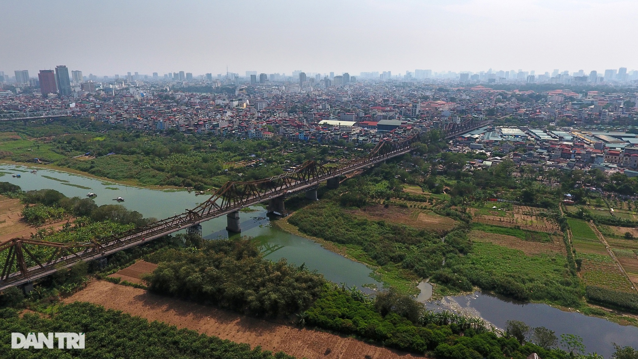 Đón đầu quy hoạch đô thị sông Hồng, thực hư việc giá đất tăng dựng đứng