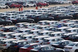 Ô tô nhập về Việt Nam tăng sốc, thị trường xe hơi sắp 