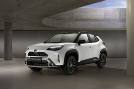 Toyota Yaris Cross Adventure 2021 chào sân, phân khúc miniSUV thêm sôi động
