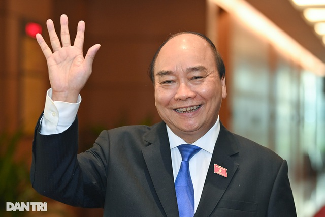 Tân Chủ tịch nước Nguyễn Xuân Phúc tuyên thệ nhậm chức - 1