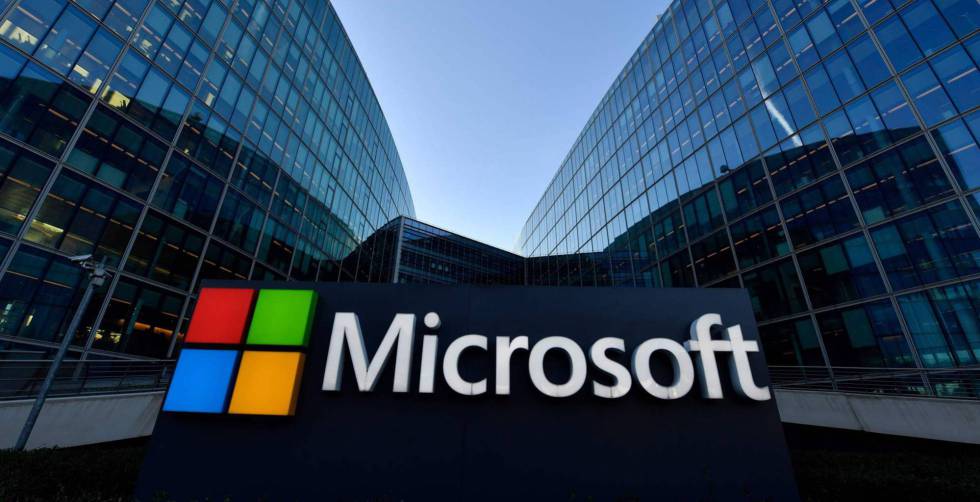 Microsoft tiến gần mốc vốn hoá 2.000 tỷ USD