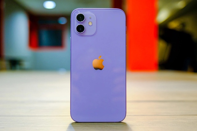 Cận cảnh chiếc iPhone 12 màu tím mà Apple vừa ra mắt - 2