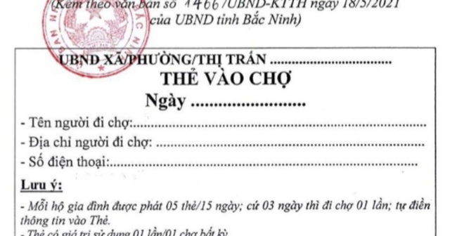 Đối phó Covid-19, Bắc Ninh phát thẻ đi chợ cho dân - 1